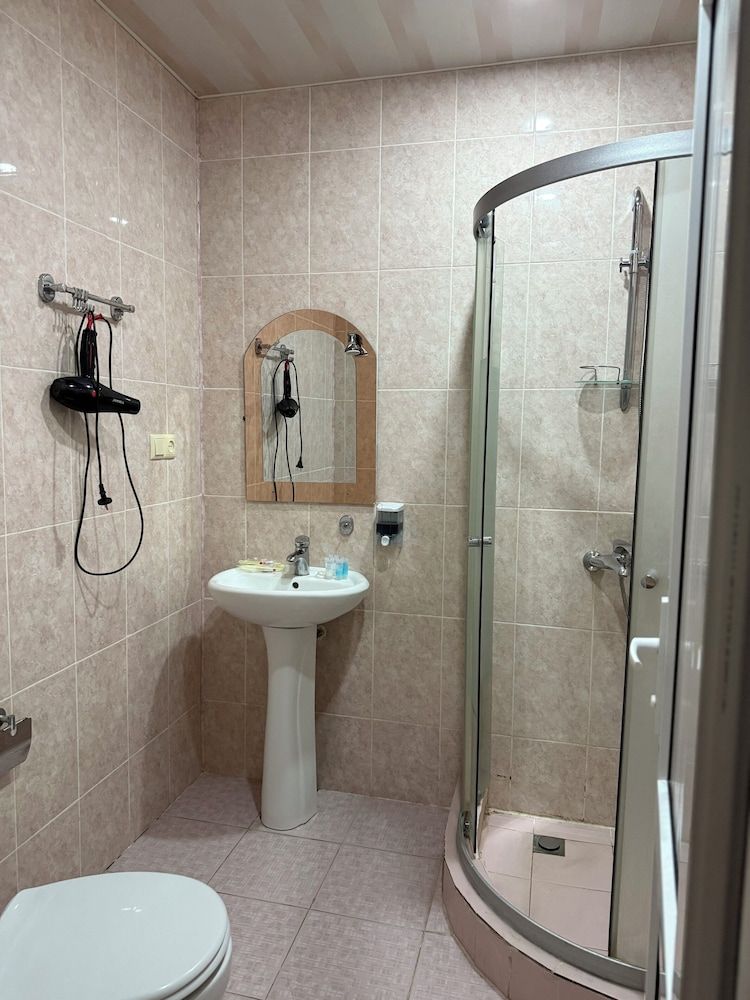 Hotel max Comfort Deluxe Twin Room 5