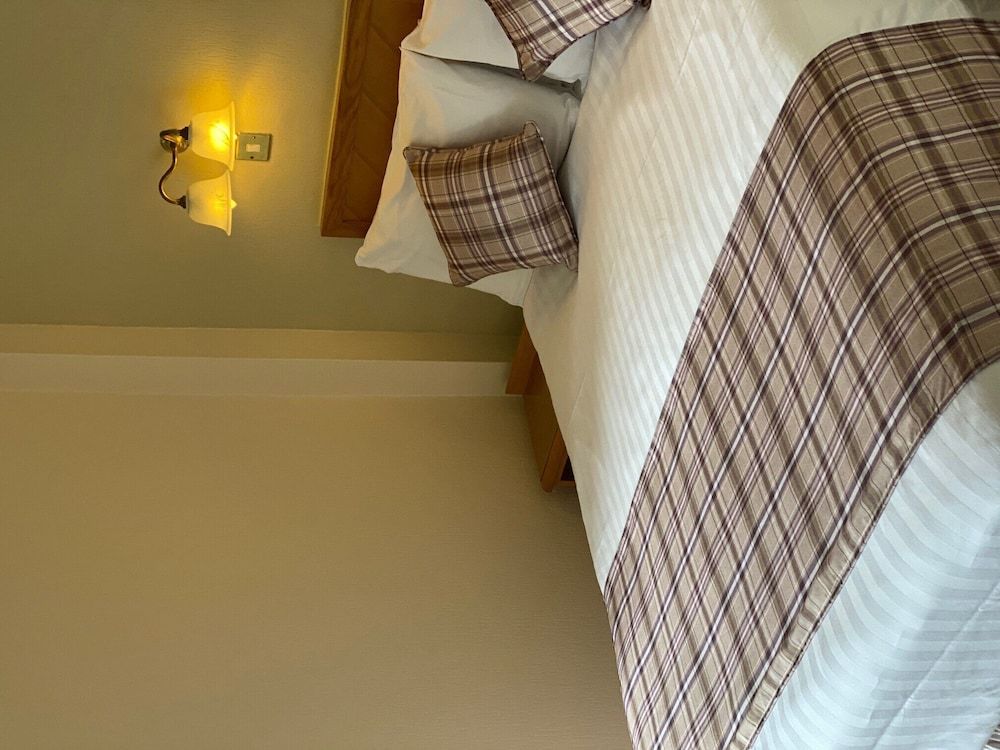 The Hand Hotel Llangollen by Compass Hospitality Double Room 4