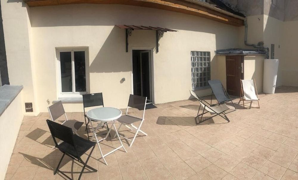 Villa Eugénie, Gîtes & Chambres d'Hôtes Comfort Cottage, City View 8