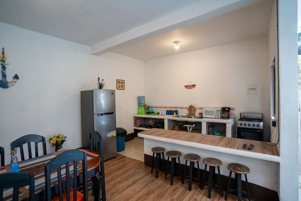 Residencia privada y con hermosa piscina Exclusive Chalet, 2 Bedrooms 9