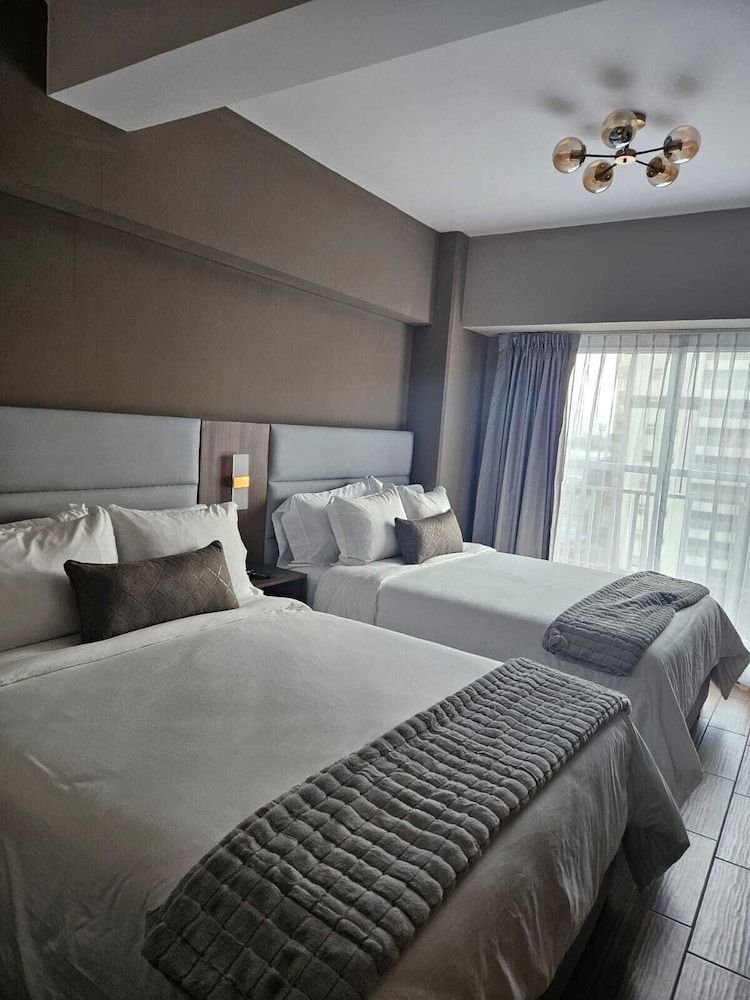 Basic Apartment, 2 Bedrooms, Balcony, City View