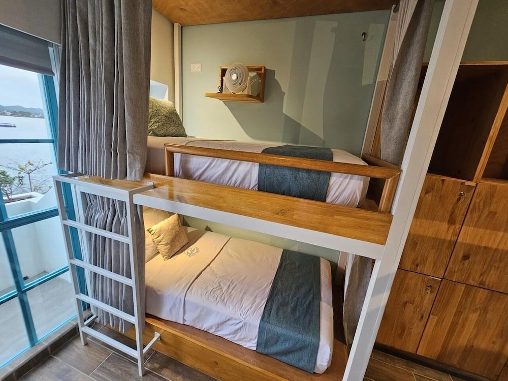 Adra Hostel Peten Basic 6 Bed Mixed Dorm Ensuite 5