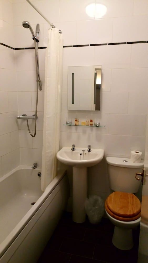 The Badger Inn Double Room with Private Bathroom 4