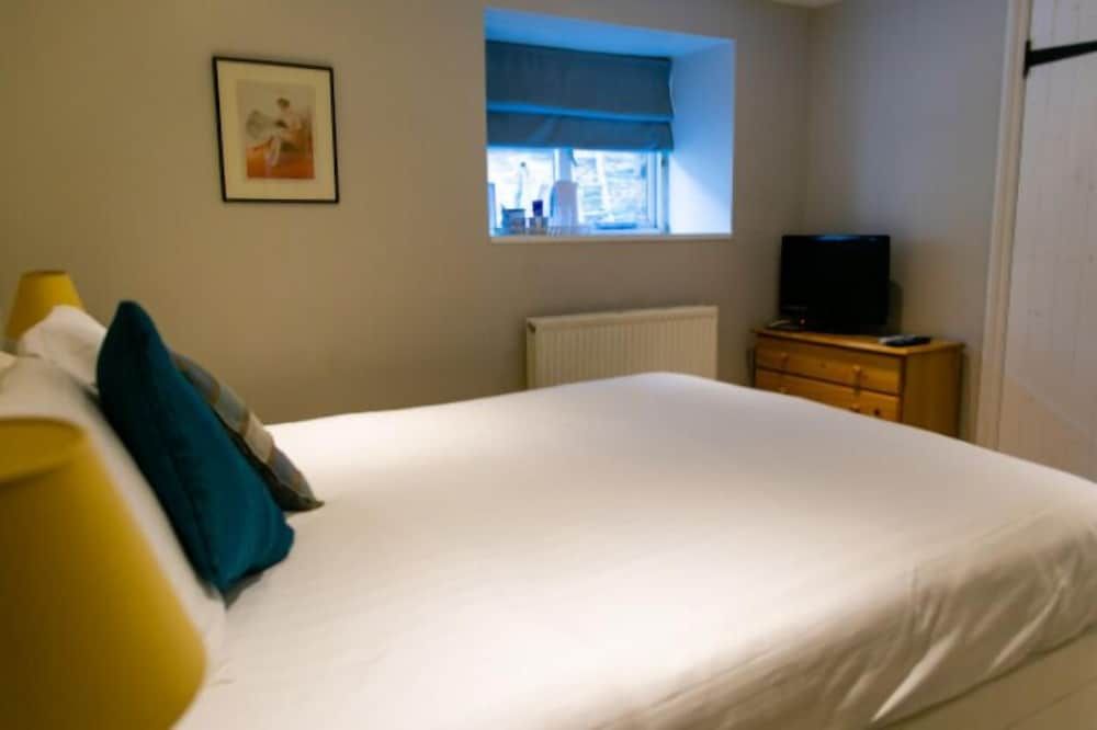 The Maltsters Arms Double Room (Small Double) 2