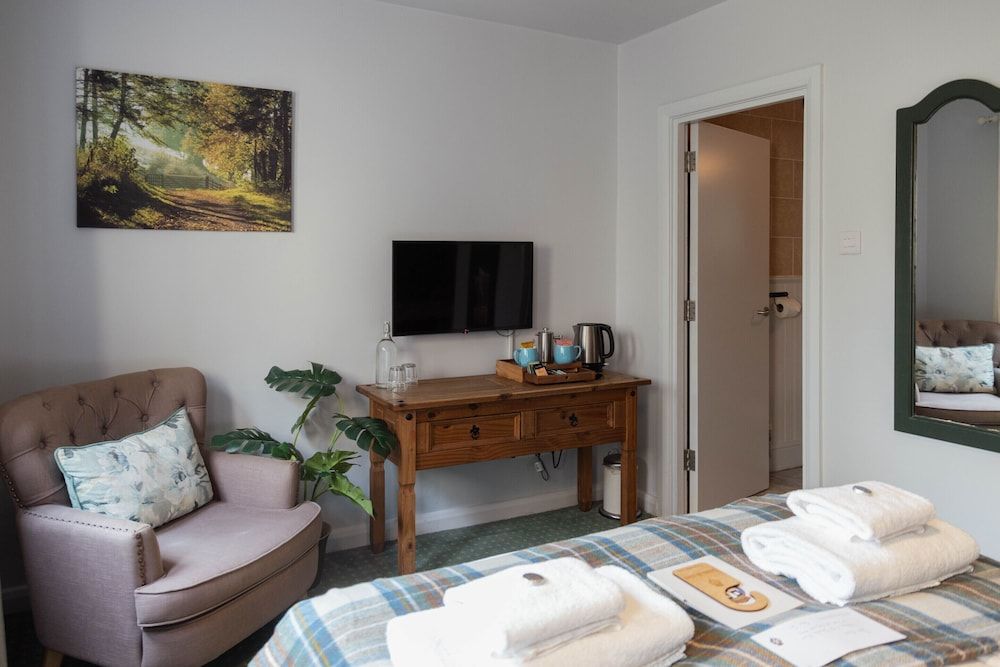 The Devonshire Arms Baslow Classic Double Room, Ensuite (Delightful Double) 13