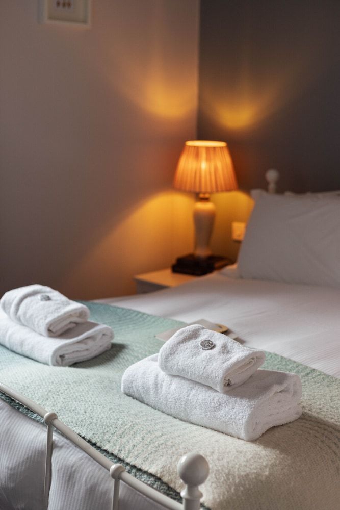 The Devonshire Arms Baslow Suite, Ensuite