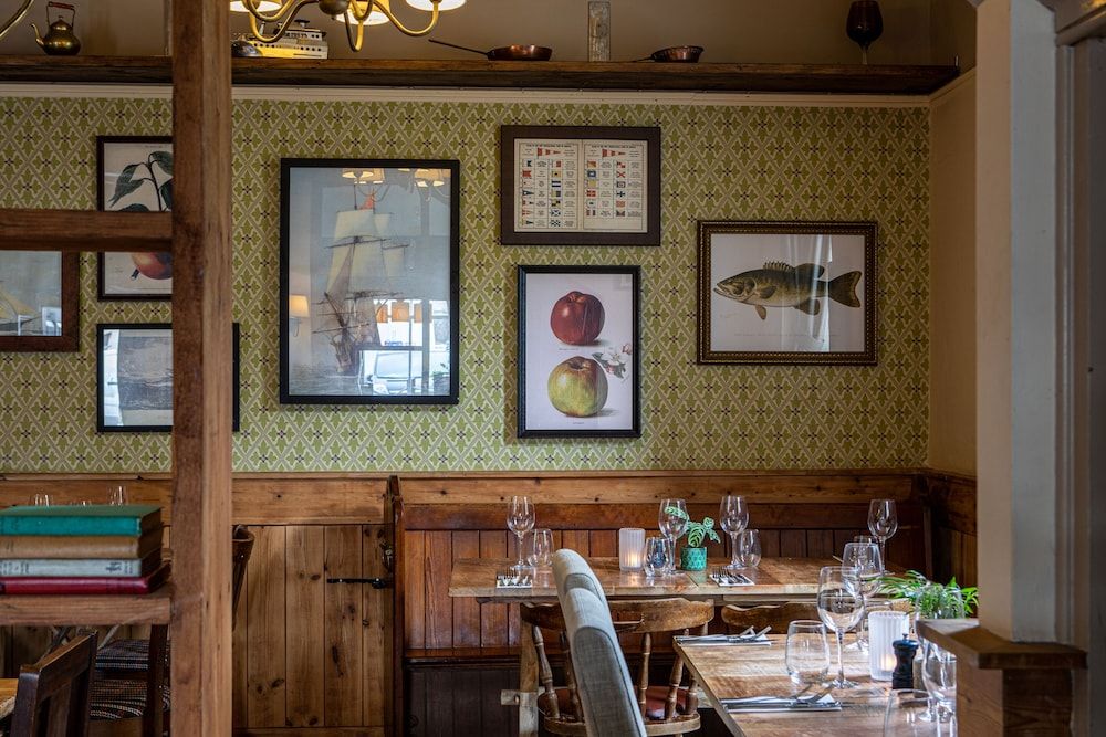 Three Tuns Classic Double Room, Ensuite 5