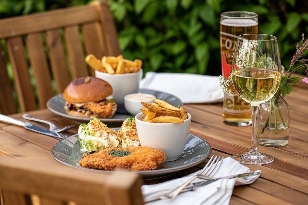 Three Tuns Luxury Tent (Bell Tent ) 7