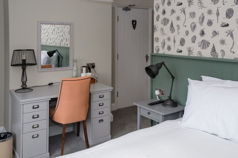 Balfour Arms Classic Twin Room, Ensuite 19