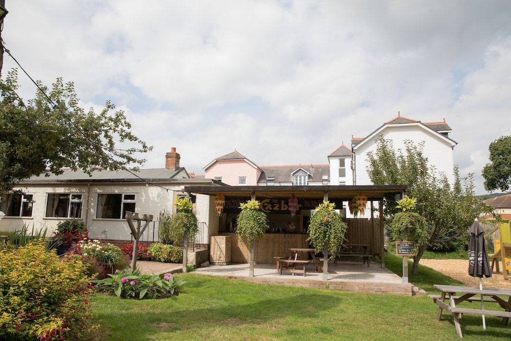 Balfour Arms Classic Double or Twin Room, Ensuite 10