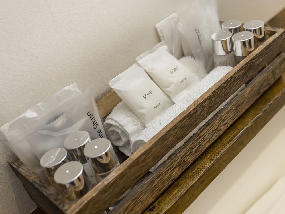 Blue Ball Inn Family Double or Twin Room, Ensuite 4