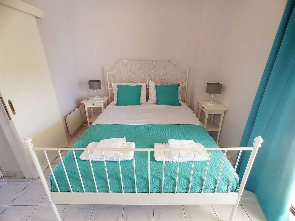 Lechaio Corinth Maisonette for 4 - A Lechaio Beach Corinth Maisonette - Building A House, Smoking 10