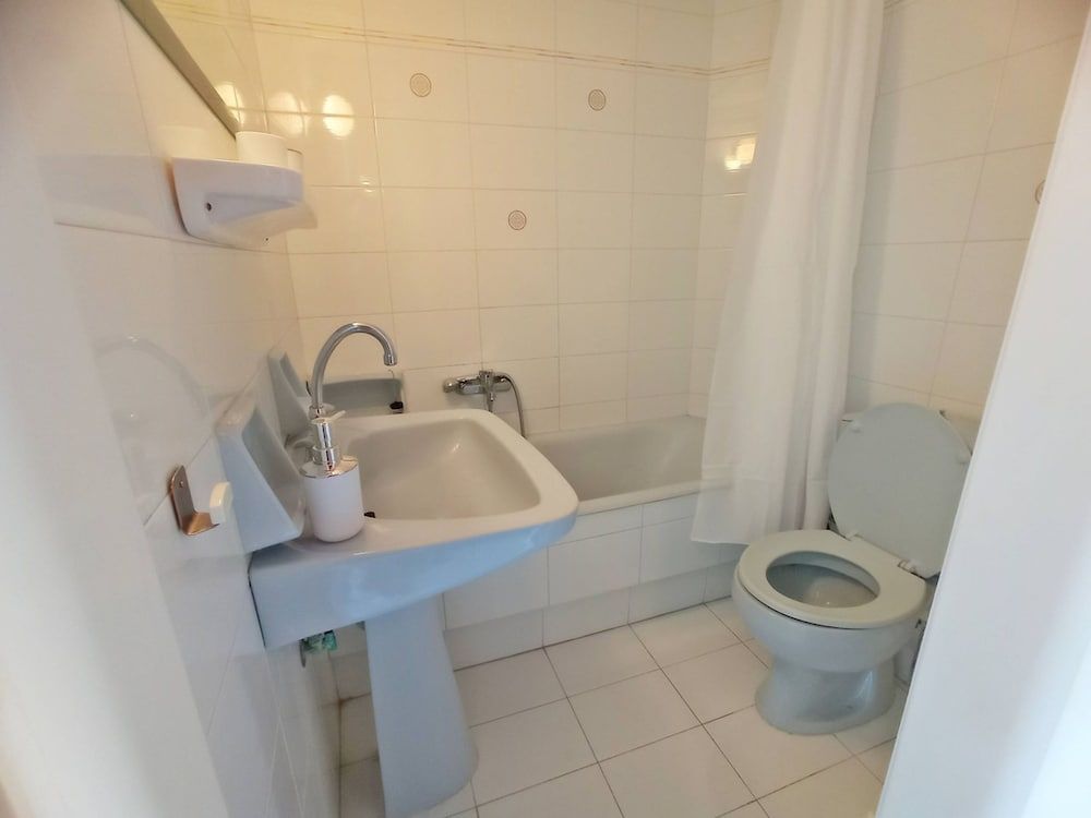 Lechaio Corinth Maisonette for 4 - A Lechaio Beach Corinth Maisonette - Building A House, Smoking 14