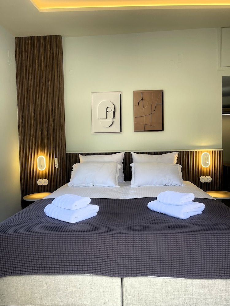 Superior Quadruple Room, Garden View