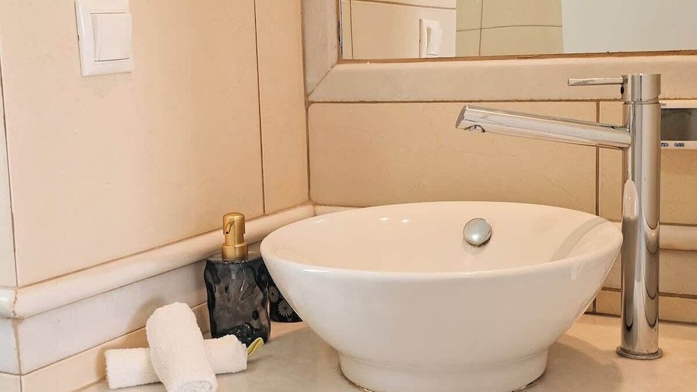 Casa Elysia 1BR with Beach & Pool Apartment, Patio, Beachside 18