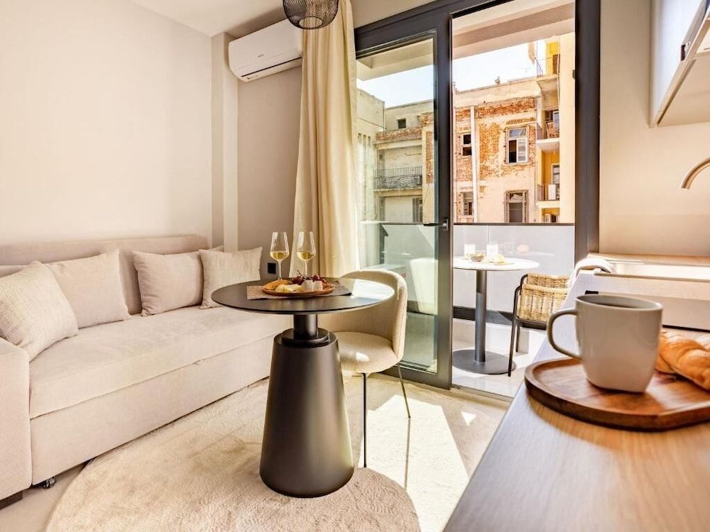 Ptolemeon 20 Standard Studio, Courtyard View 4