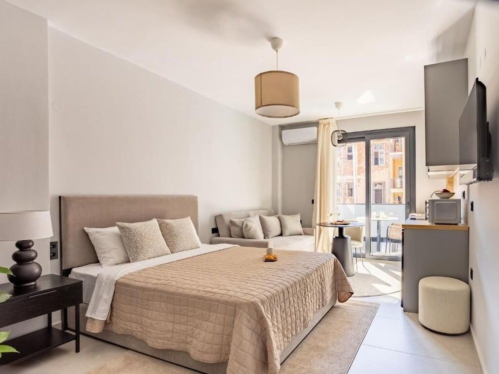 Ptolemeon 20 Standard Studio, Courtyard View 2