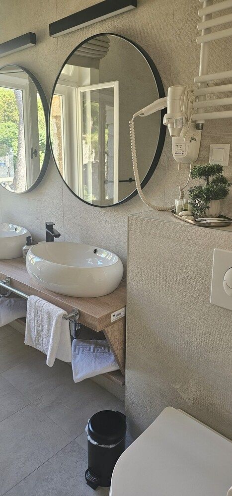 Dubrovnik Hotel Akademis Čingrija Double Room, Sea View 4