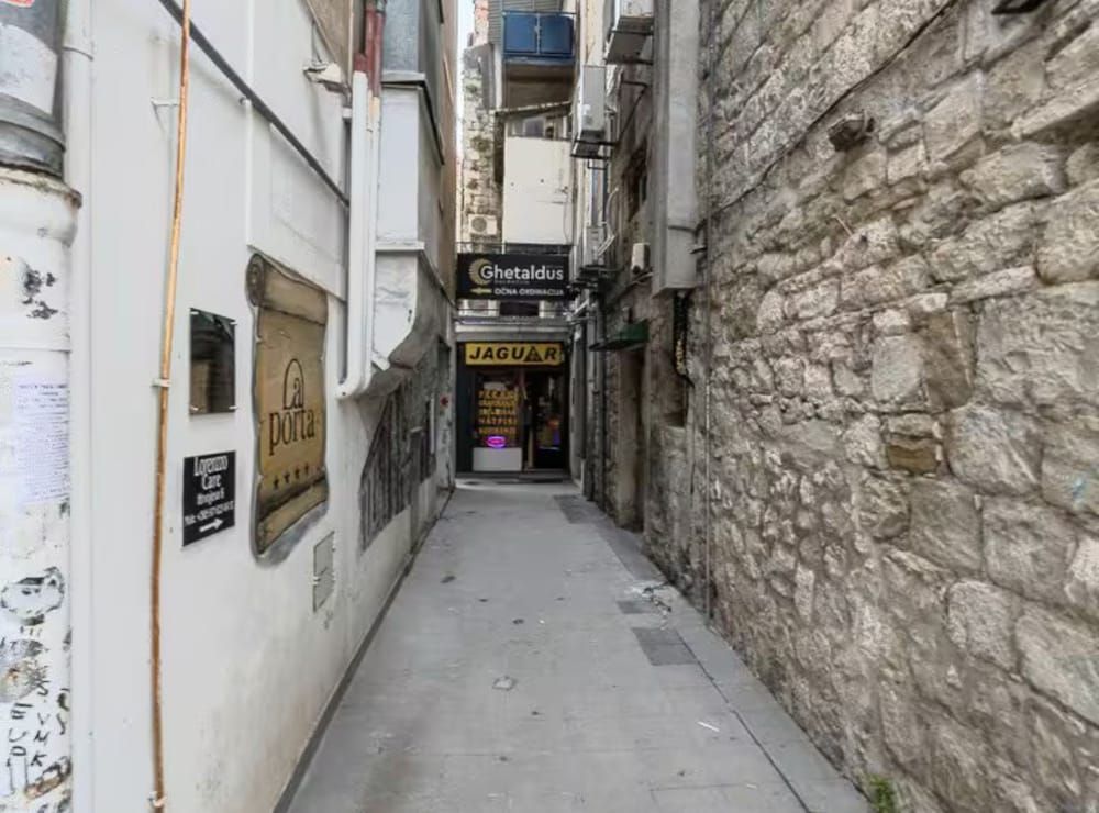 Silver Gate Rooms-diocletian's Palace Twin Room (Diocletian's Palace - Twin Room) 13