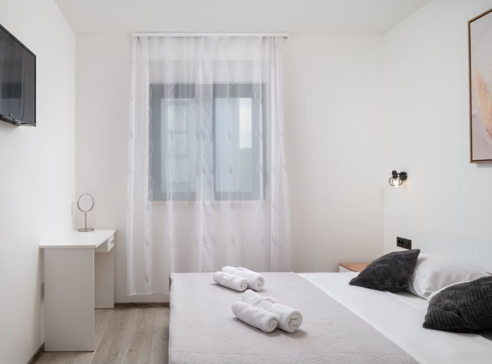 Apartment Infinity Apartment (Apartment Infinity with Hot Tub) 7