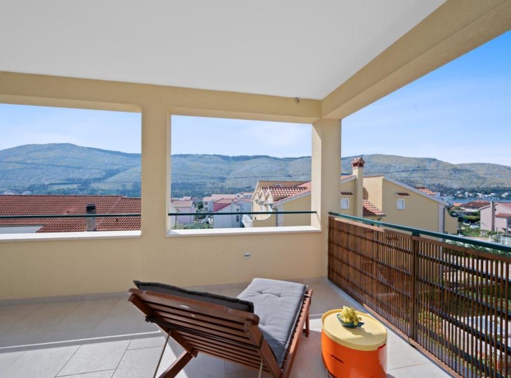 Apartments Villa Salvia Adriatica Grebaštica Apartment (Two Bedroom Apartment With Terrace An) 14