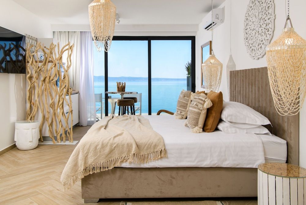 Gallery Luxury Suites & Rooms - Adults Only