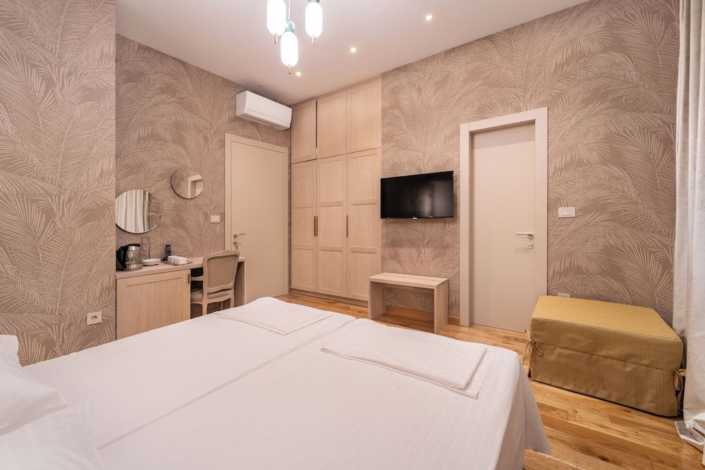 Tifani Luxury Rooms 3 Luxury Double or Twin Room (9) 5