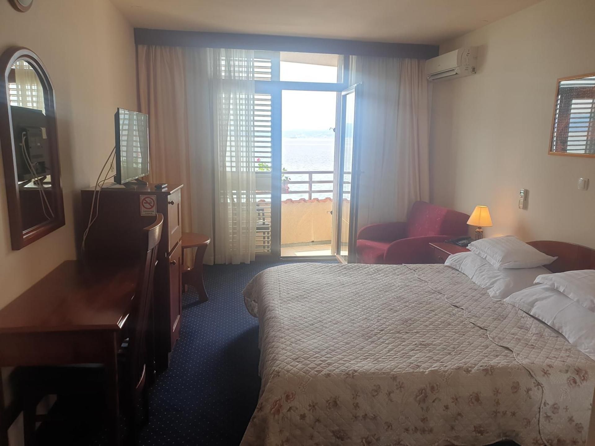 Hotel Miramare Njivice Superior Double Room with Sea View