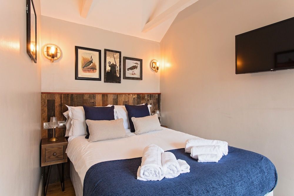 Three Swallows Classic Double Room, Ensuite (Dog Friendly) 7