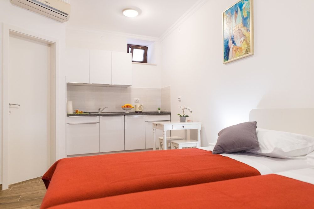 Apartments Santa Maria Double or Twin Room 15