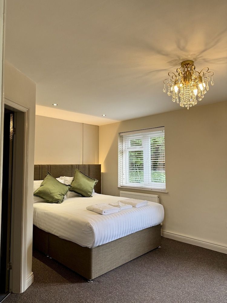 Superior Double Room, Ensuite, Garden View (Lounge & private garden)