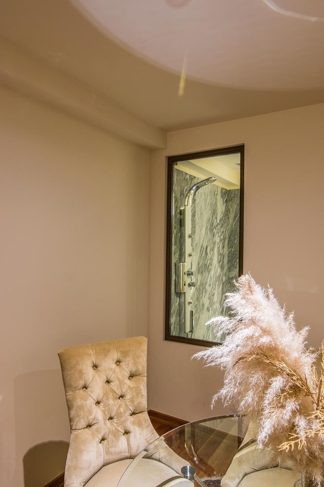 Golden Suites & Spa Junior Studio Suite 2