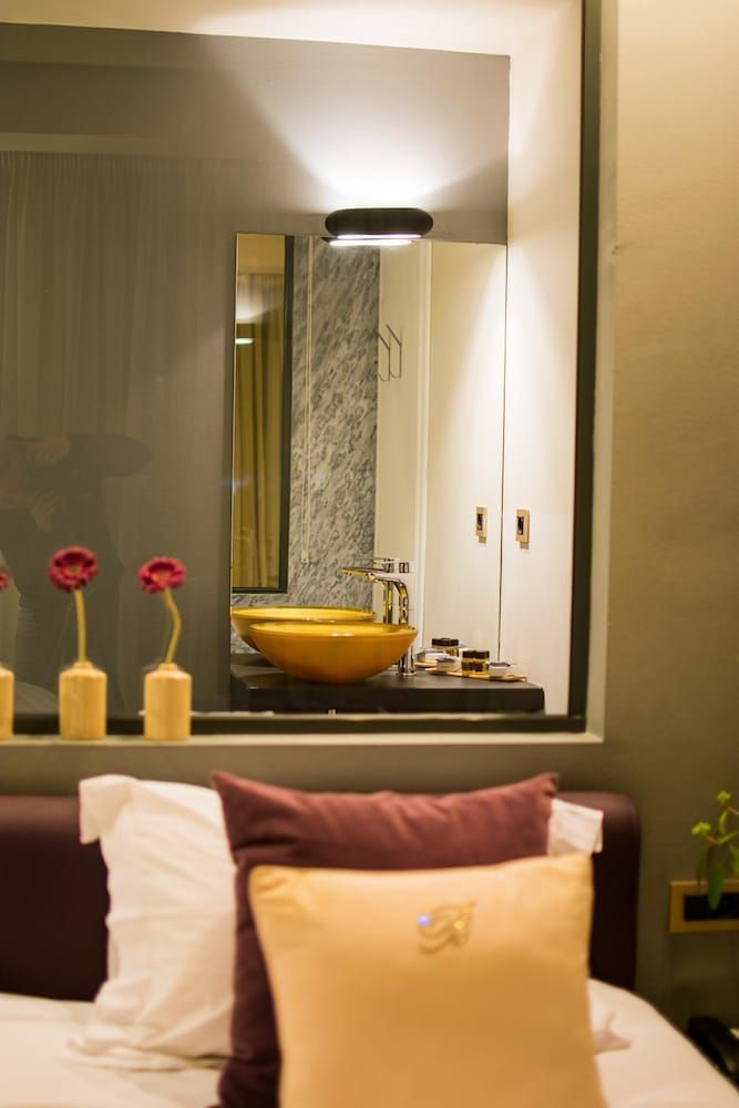 Golden Suites & Spa Superior Suite 5