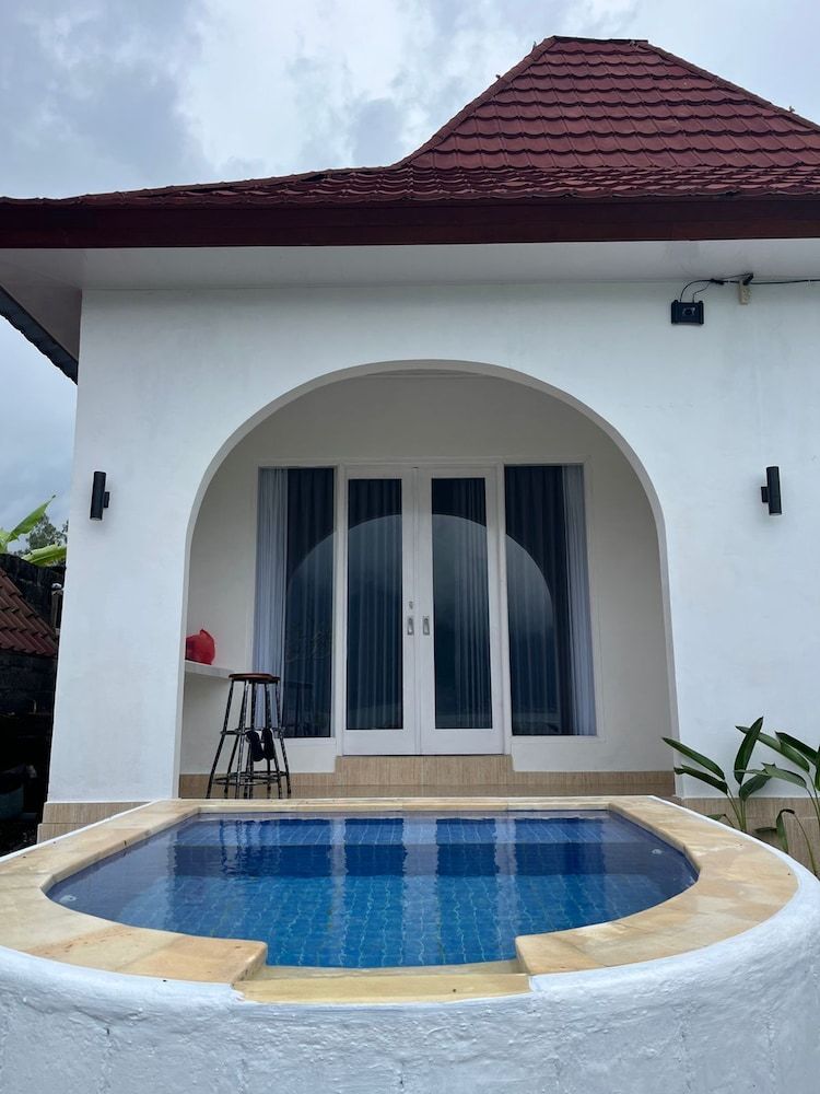 Lakeside Retreat kintamani Deluxe Villa, Garden View 3