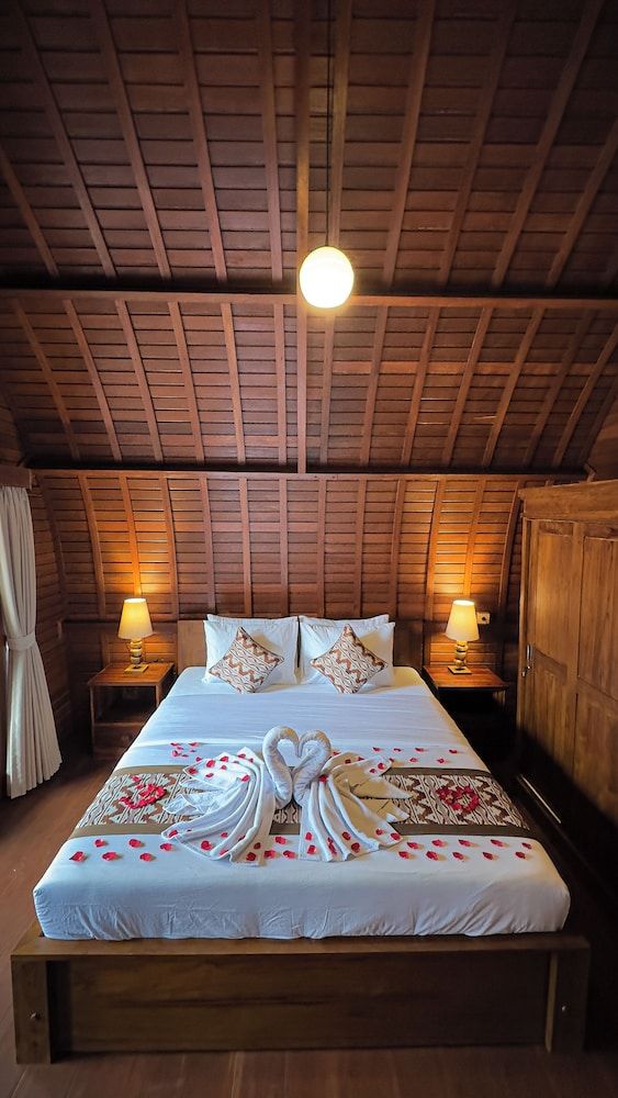 Double Room, Kitchen, Courtyard View