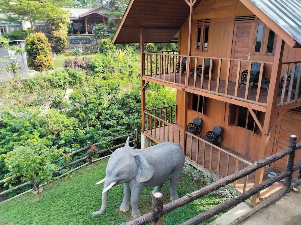 Hally Batulayang Villa, 3 Bedrooms 5