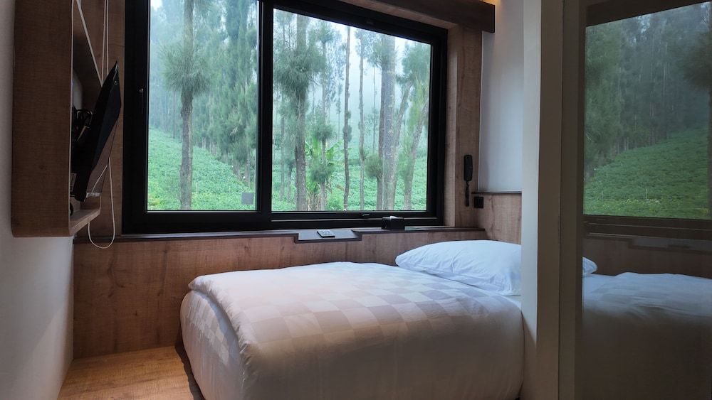 Jambuluwuk Bromo Poshtel Single Room, Multiple Bedrooms (2 rooms with Single Bed each) 4