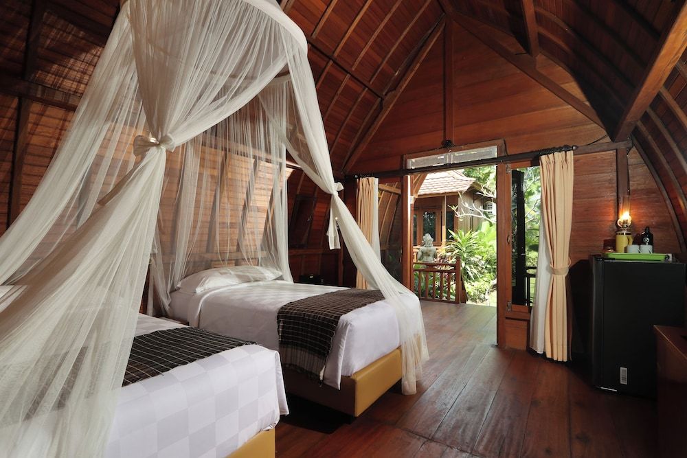 Deluxe Twin Room, Balcony, Garden View