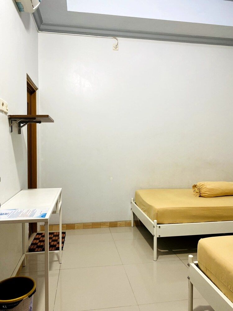 IB Homestay Syariah by EcommerceLoka Twin Room 4