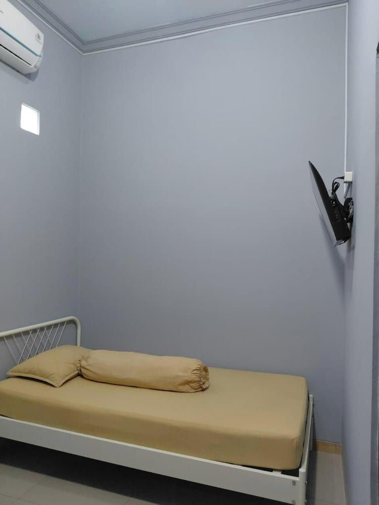 IB Homestay Syariah by EcommerceLoka Single Room 5