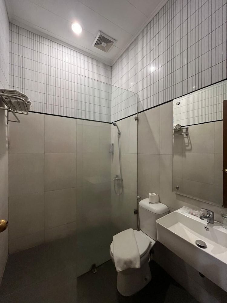 Grand Panorama Lembang Grand Double Room, Garden View 15