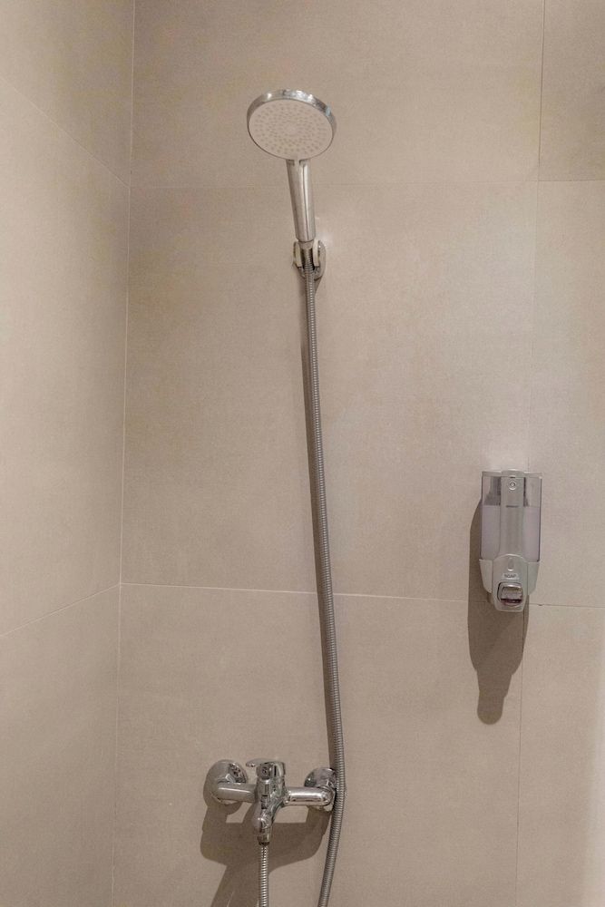 Grand Panorama Lembang Standard Twin Room, Garden View 16