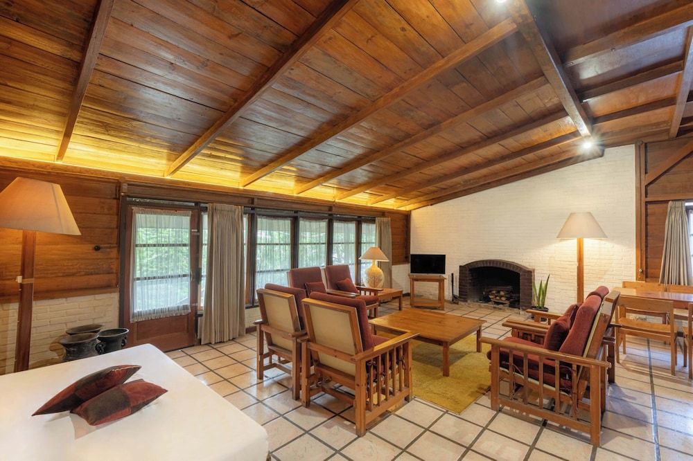 Grand Panorama Lembang Classic House, Garden View 28