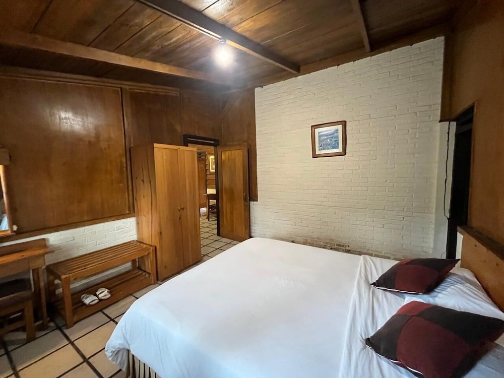 Grand Panorama Lembang Classic House, Garden View 12