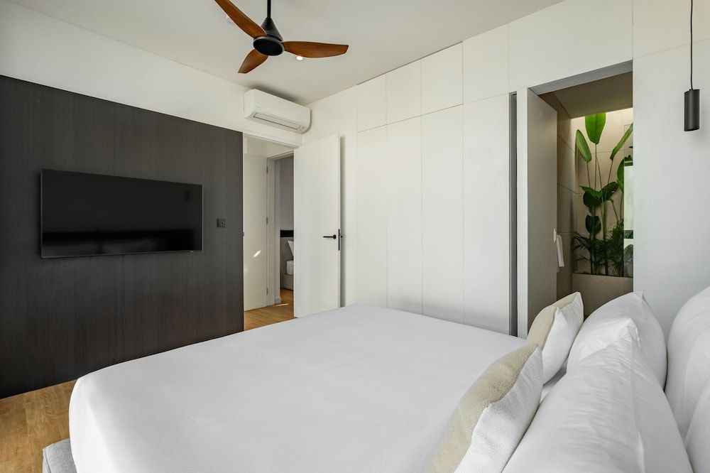 Deluxe Villa, 2 Bedrooms, Patio, Pool View