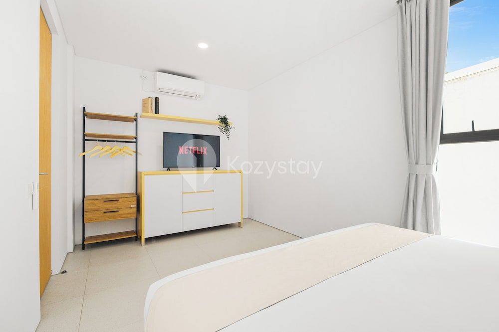 Aura Villa by Kozystay - Bandung Villa, 4 Bedrooms, Mountain View 6