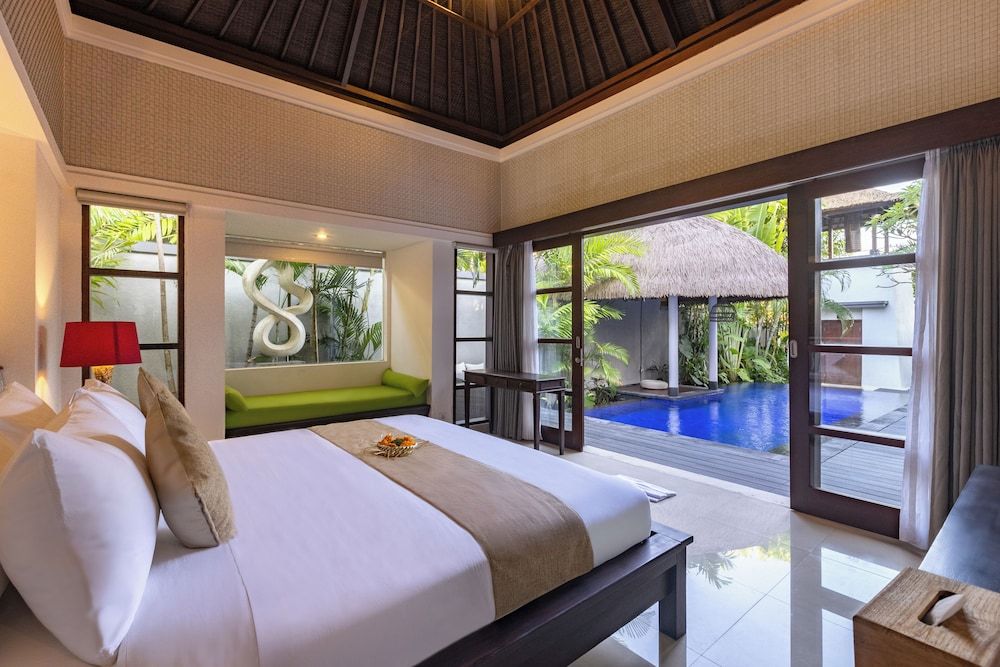 Ebony Deluxe Villa, Balcony, Garden View
