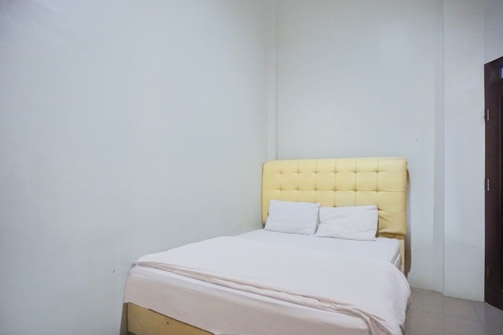 Hotel O Banda Aceh near UIN formerly Alif Guest House Syariah Deluxe Double Room 2