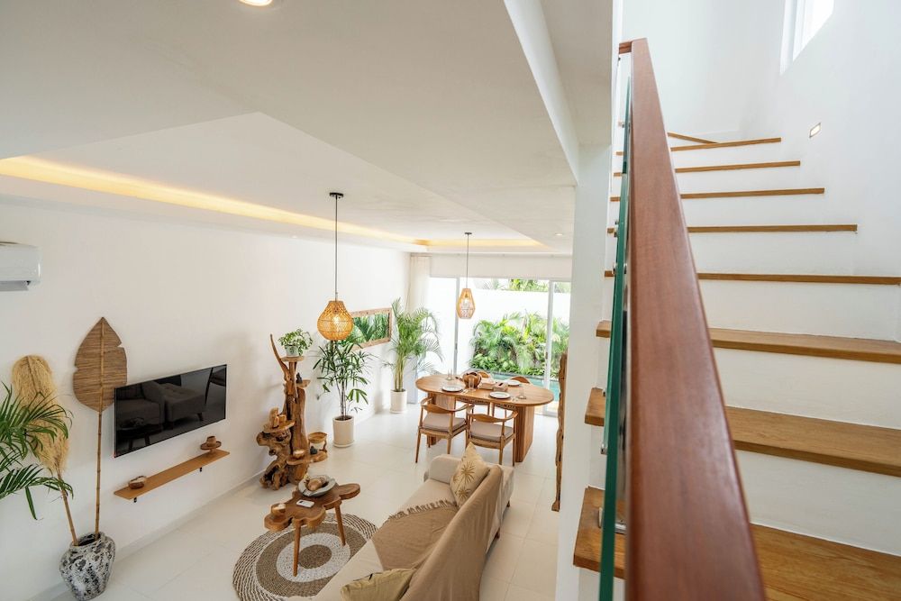 Sunrise Bliss Villas Superior Townhome, Pool View 12