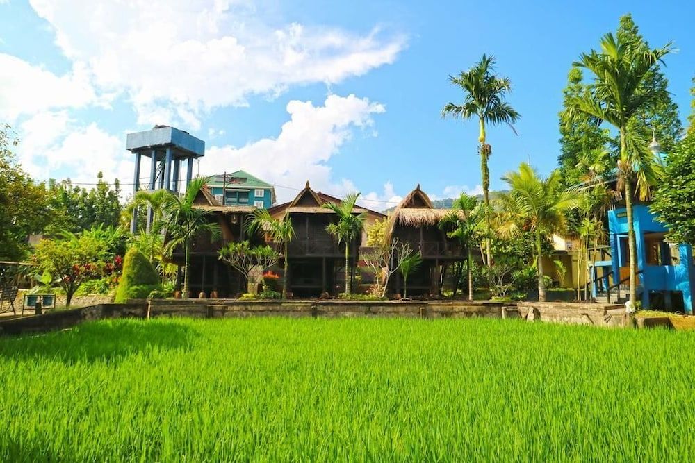 Aries Biru Hotel & Villa Saung